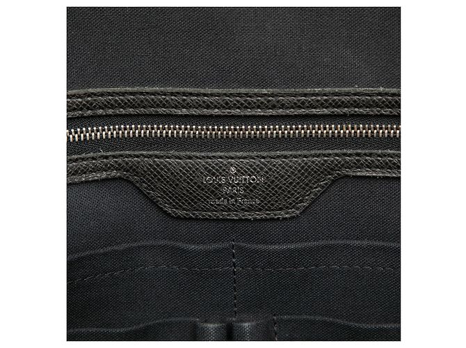 Louis Vuitton Black Taiga Neo Igor Briefcase Nero - vista 5