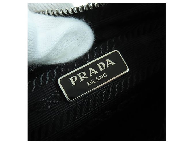 Re-Edition Borsa Prada Black Tessuto Re Edition 2005 Satchel Nero - vista 6