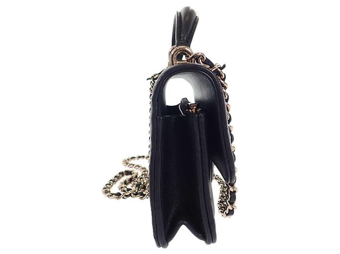 Portacellulare Chanel Black CC Quilted Lambskin con manico superiore e catena Nero - vista 3