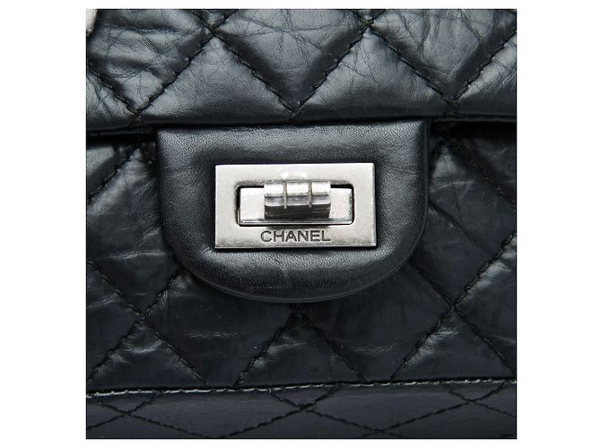 Chanel Black Quilted Aged Calfskin Reissue 2.55 Double Flap 225 Nero - vista 5