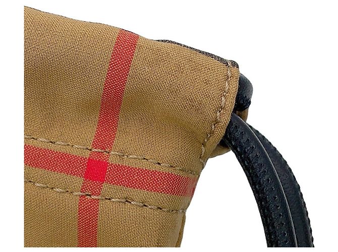 Borsa a secchiello in pelle Burberry Nova Check Nero - vista 14