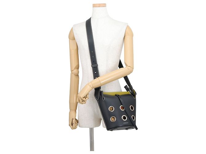 Borsa a secchiello in pelle Burberry Nova Check Nero - vista 4