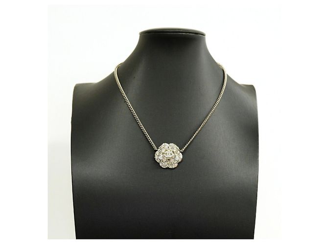 Collar Chanel Plateado con logo Coco y Camelia Plata - vista 6