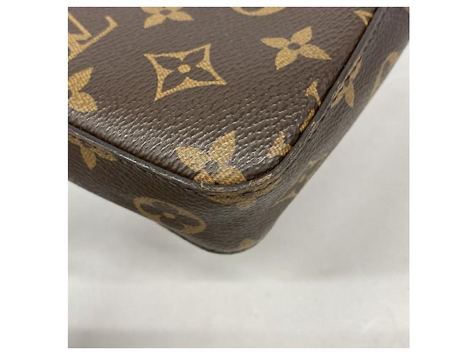 Louis Vuitton Monogram Soft Trunk Pochette Clutch Bag Marrone - vista 7