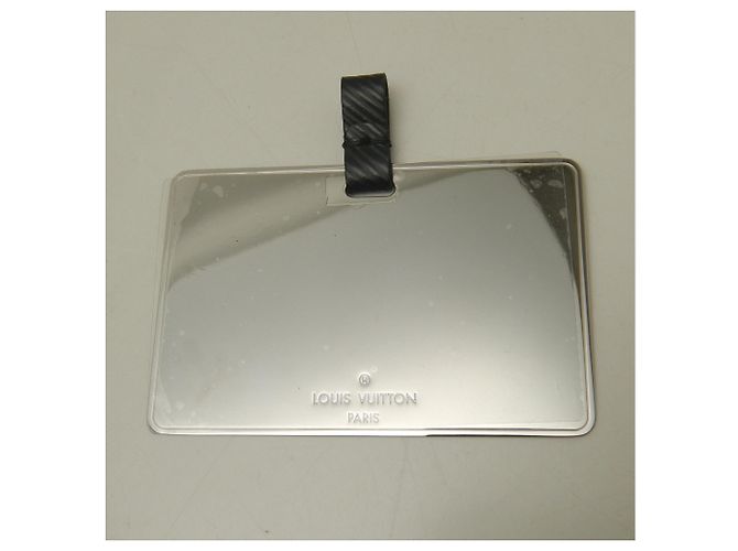 Borsa a tracolla Louis Vuitton Epi Twist MM Noir Nero - vista 22