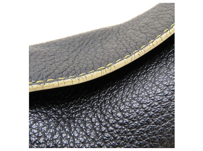 Borsa Louis Vuitton Suhali Impetue One Shoulder Bag Nero - vista 12