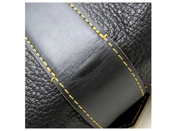 Borsa Louis Vuitton Suhali Impetue One Shoulder Bag Nero - vista 26