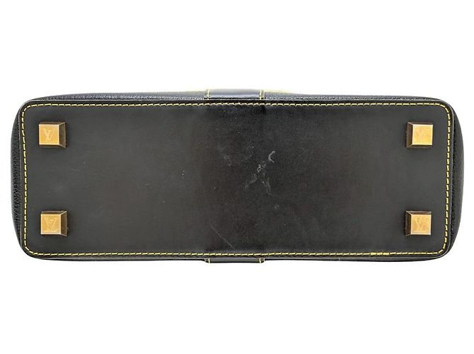 Borsa Louis Vuitton Suhali Impetue One Shoulder Bag Nero - vista 4