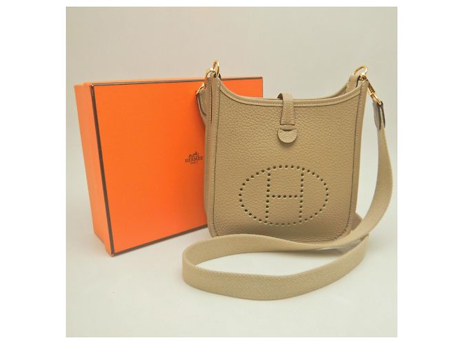 Hermès Borsa a tracolla HERMES Evelyne TPM in pelle Taurillon Clemmence marrone - vista 19