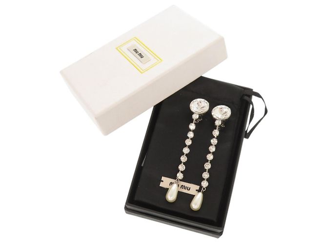 Orecchini Miu Miu in argento con cristalli e perle finte - vista 2