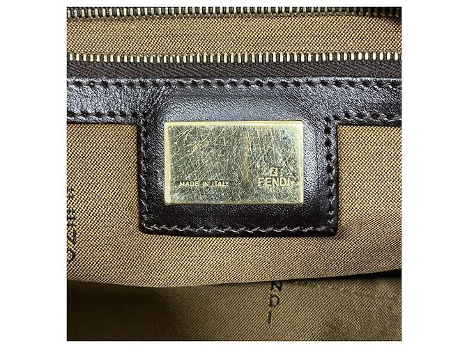 Fendi Zucca Schultertasche aus Nylon-Canvas Braun - Ansicht 5