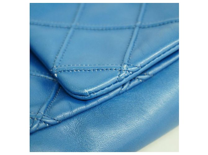 Borsa a tracolla in pelle Chanel 2.55 con doppia catena Blu - vista 8