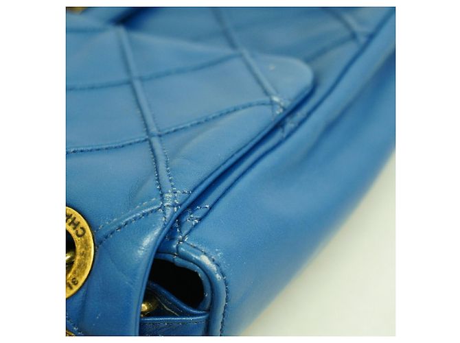 Borsa a tracolla in pelle Chanel 2.55 con doppia catena Blu - vista 9