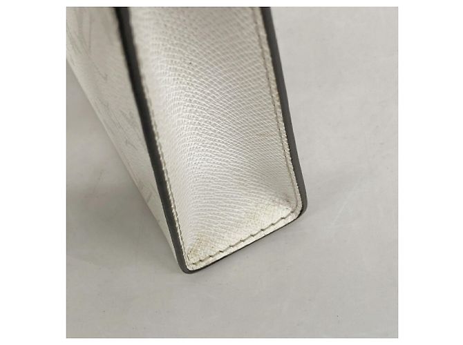 Louis Vuitton Taigarama Gaston Wearable Wallet Shoulder Bag Bianco - vista 10