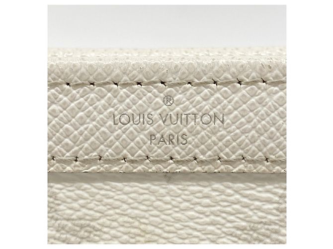 Louis Vuitton Taigarama Gaston Wearable Wallet Shoulder Bag Bianco - vista 5