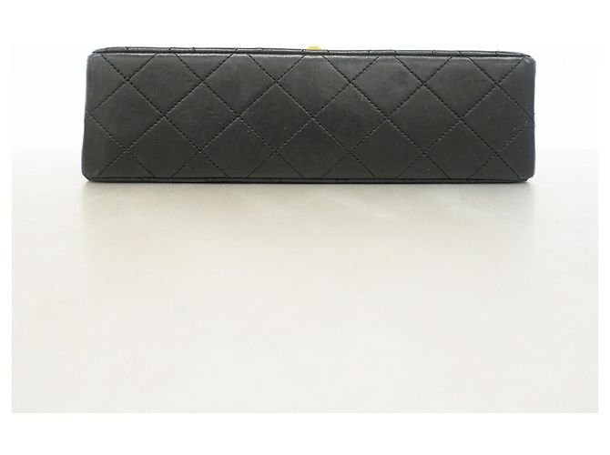 Bolsa de Ombro Chanel Matelassé Preto - vista 3