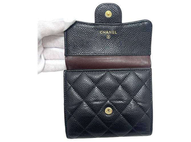 Portafoglio compatto tri-fold Chanel Matelassé Coco Mark Nero - vista 6