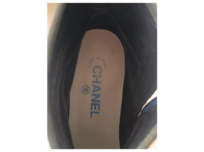 Stivaletti Glitter Chanel con Logo Dorato Nero Metallico - vista 2