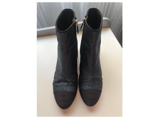 Stivaletti Glitter Chanel con Logo Dorato Nero Metallico - vista 5