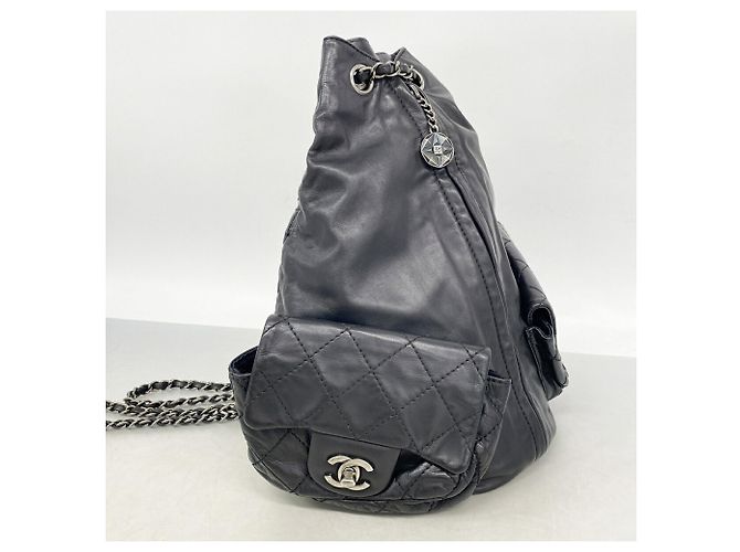 Chanel Matelassé Leather Backpack Black - view 2