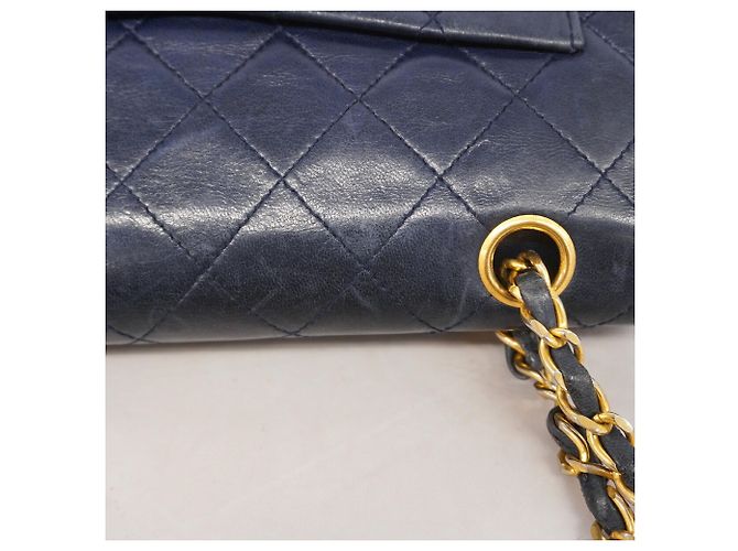 Borsa a tracolla Chanel Matelassé Navy Blu navy - vista 9