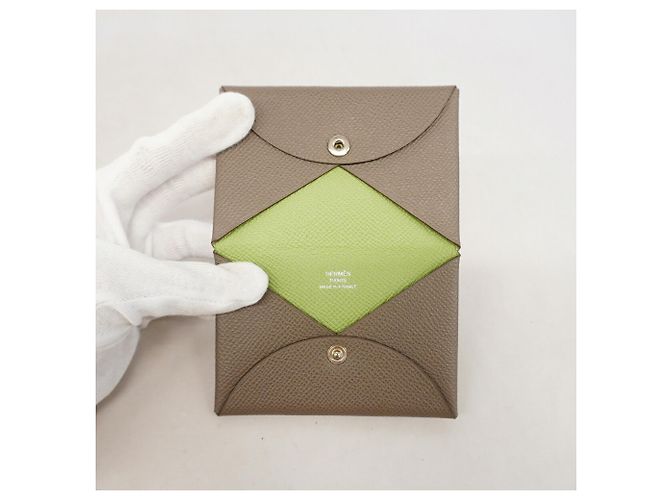 Hermès Tarjetero Hermes Calvi Verso Gris - vista 3