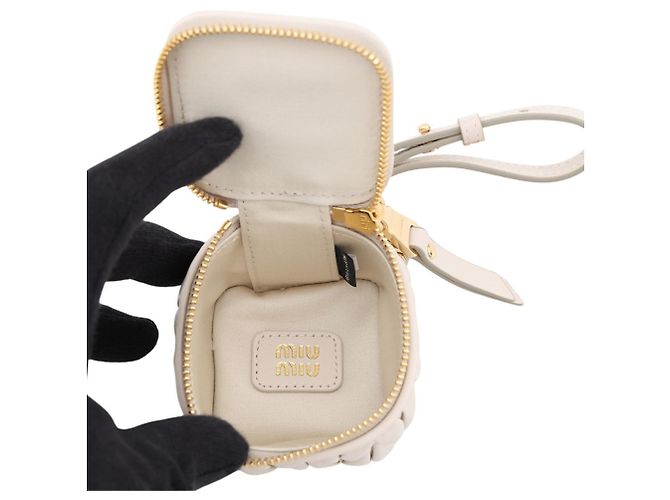 Charm per borsa Miu Miu in pelle Matelassé Beige - vista 5