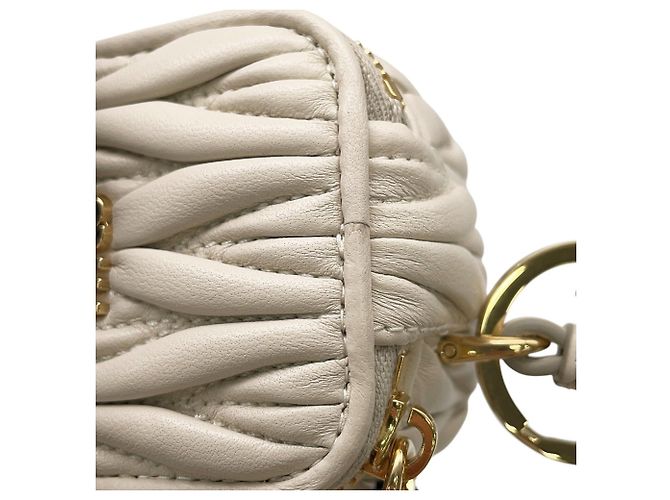 Charm per borsa Miu Miu in pelle Matelassé Beige - vista 6