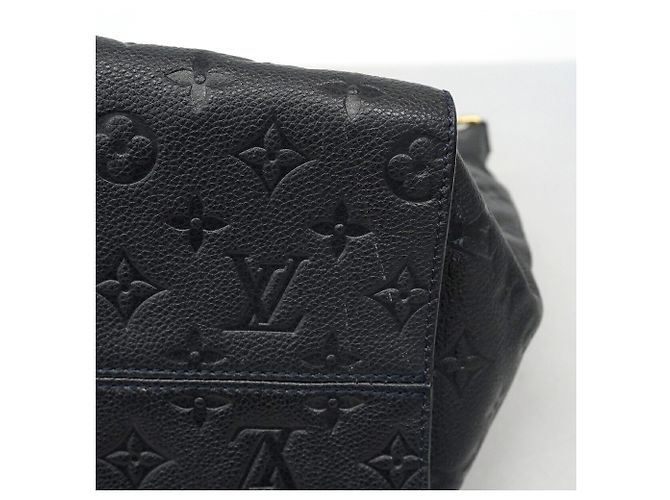 Bolso Tote Louis Vuitton Monogram Empreinte Lumineuse PM - vista 10