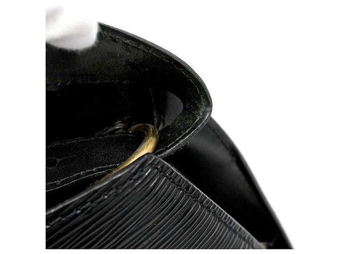 Borsa a tracolla Louis Vuitton Epi Cluny M52252 Noir Nero - vista 9