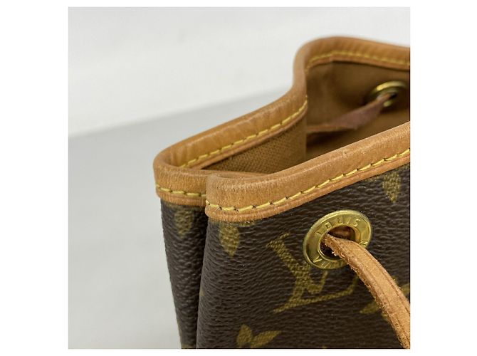 Louis Vuitton Monogram Montsouris MM Backpack Brown - view 7