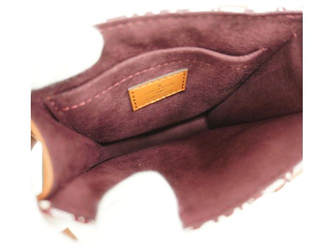 Bolso Louis Vuitton Monogram Jacquard Burdeos - vista 4