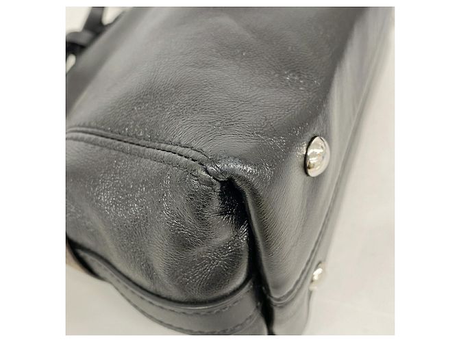 Borsa a tracolla Louis Vuitton LV Vibe Carryall BB Nero - vista 6