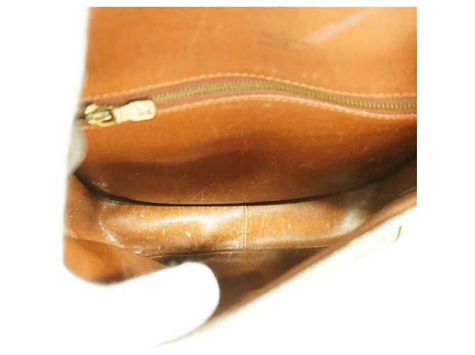 Louis Vuitton Monogram Saint Cloud GM Shoulder Bag Brown - view 4