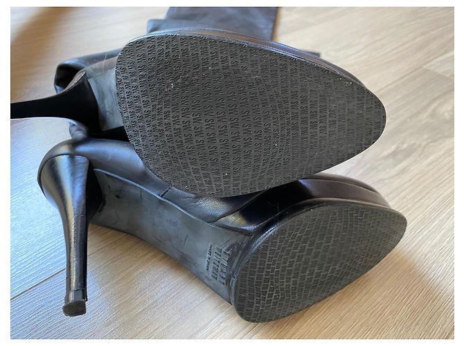 Stuart Weitzman Over-the-Knee Stiefel aus schwarzem Leder - Ansicht 6