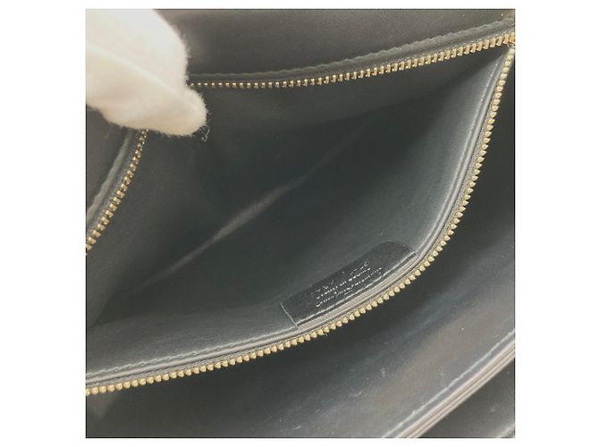 Borsa a tracolla con catena matelassé Salvatore Ferragamo - vista 9