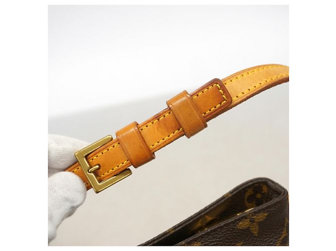 Bolsa de Ombro Louis Vuitton Monogram Trotteur Marrom - vista 9