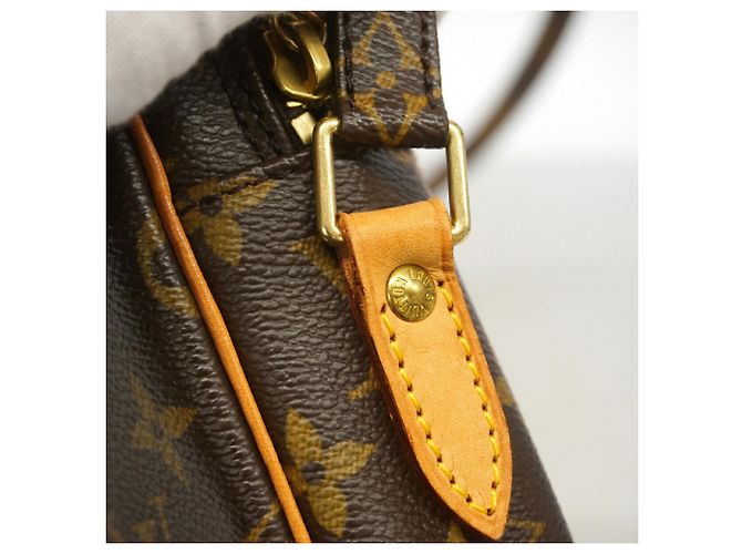 Louis Vuitton Monogram Danube Schultertasche Braun - Ansicht 8