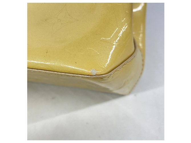 Bolso Louis Vuitton Vernis Lead PM Beige - vista 6