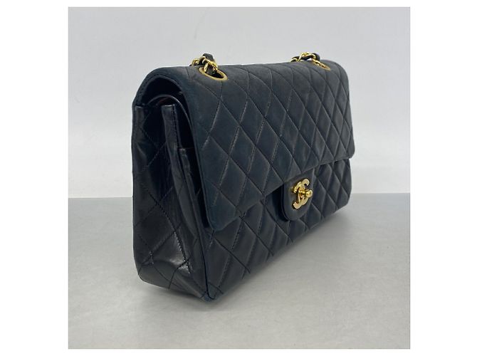 Timeless Borsa a tracolla Chanel Matelassé Nero - vista 2
