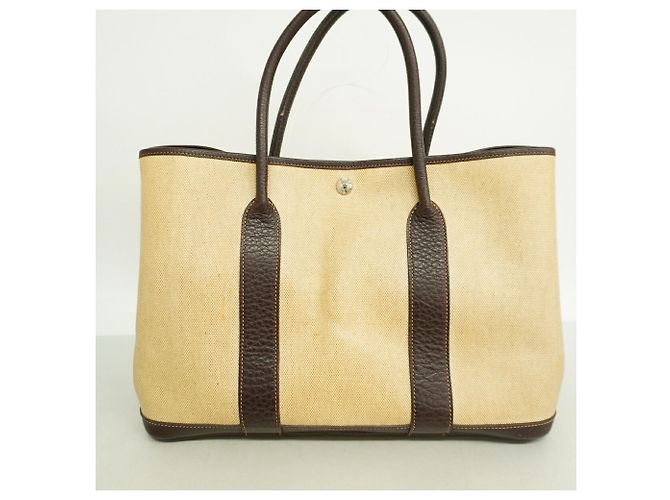 Hermès Bolso Tote Hermes Garden PM Marrón Castaño - vista 11
