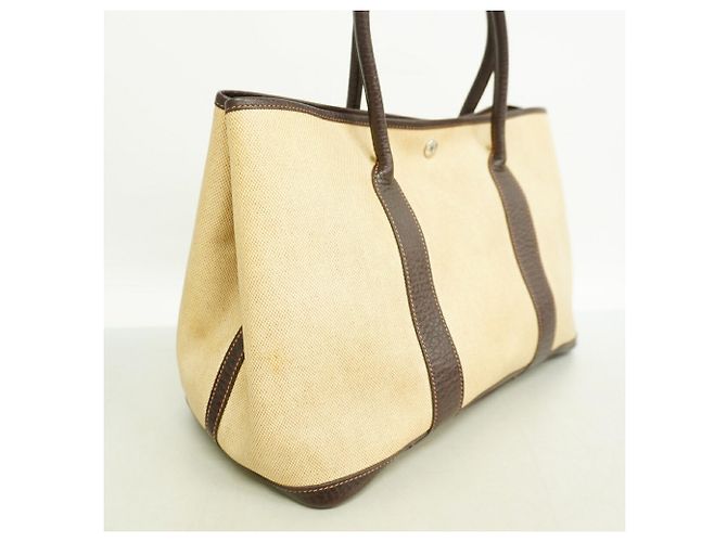 Hermès Bolso Tote Hermes Garden PM Marrón Castaño - vista 2
