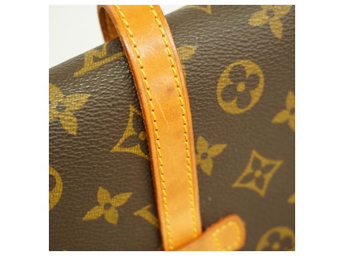 Bolso de hombro Louis Vuitton Monogram Chantilly MM Castaño - vista 6