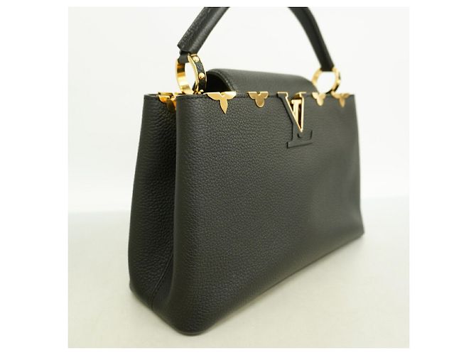 Sac à main Louis Vuitton Capucines MM Noir - vue 2