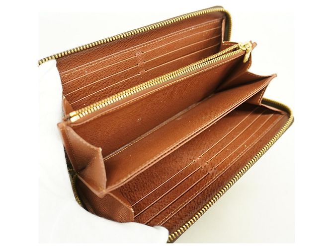 Louis Vuitton Monogram Zippy Wallet Brown - view 3