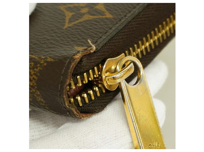 Louis Vuitton Monogram Zippy Wallet Brown - view 7