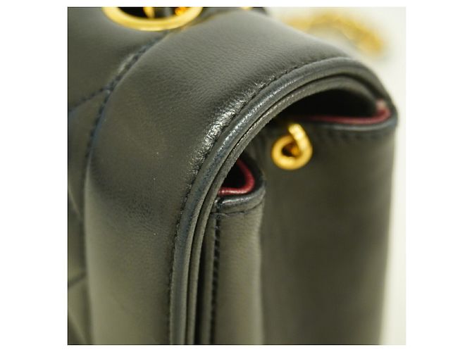 Chanel Diana Chain Schultertasche Schwarz - Ansicht 9