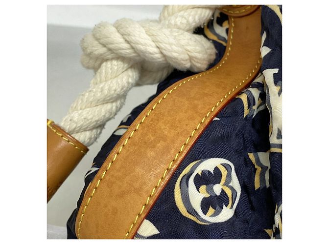 Louis Vuitton Cruise Bulle MM Schultertasche Rot - Ansicht 7