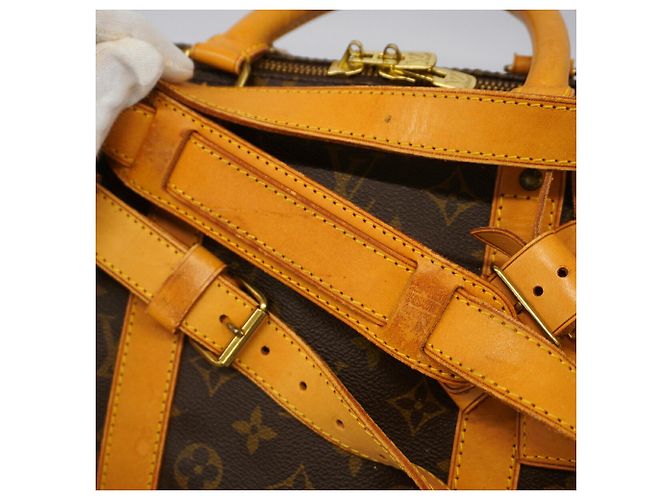 Louis Vuitton Boston Monogram Keepall Bandoulière 55 Castaño - vista 12