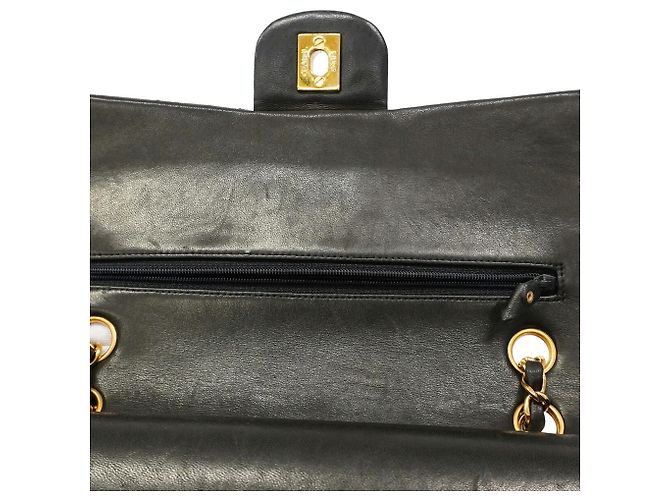 Chanel Matelassé Schultertasche Schwarz - Ansicht 10